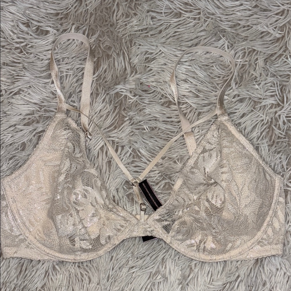 Victoria secret, Elegant Lace Bra in white